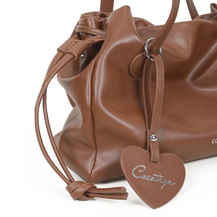 Womens casual shoulder bag details 001 Womens casual shoulder bag details 001