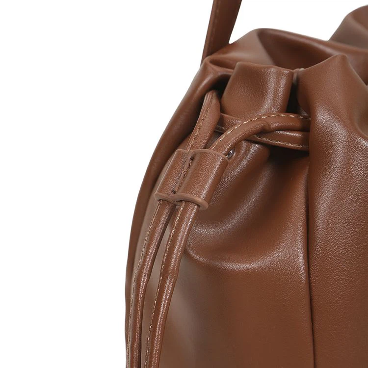 Womens casual shoulder bag details show 001 Womens casual shoulder bag details show 001